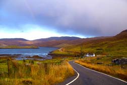 Amhuinnsuidhe-the-single-track-road-that-pases-the-castle